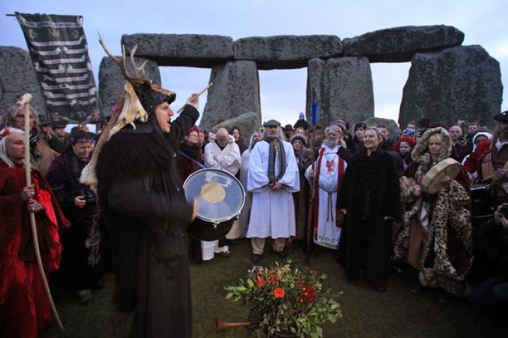 Pagans | Stonehenge Stone Circle News and Information