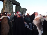 Stonehenge-Equinox-Solstice-open-access-pilgrims (101)