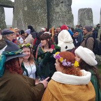 Stonehenge-Equinox-Solstice-open-access-pilgrims (145)