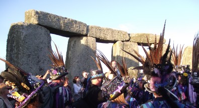 Stonehenge-Equinox-Solstice-open-access-pilgrims (68)